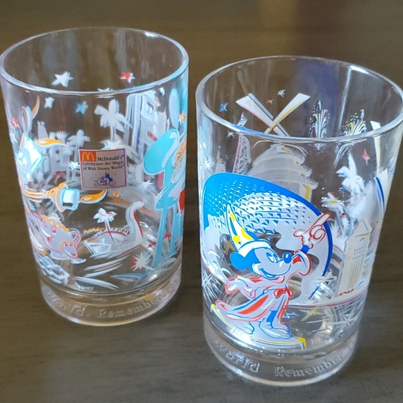 1996 Disney Drinkware - Picture 2 of 9